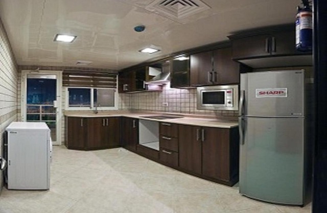 AL MUZAIN PLAZA