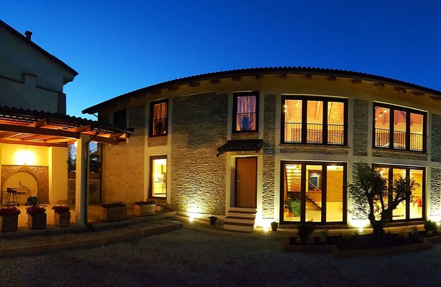 ALBA LANGHE MANGO UNESCO HOLIDAY HOME WHOLE HOLIDAY HOME WIFI FREE