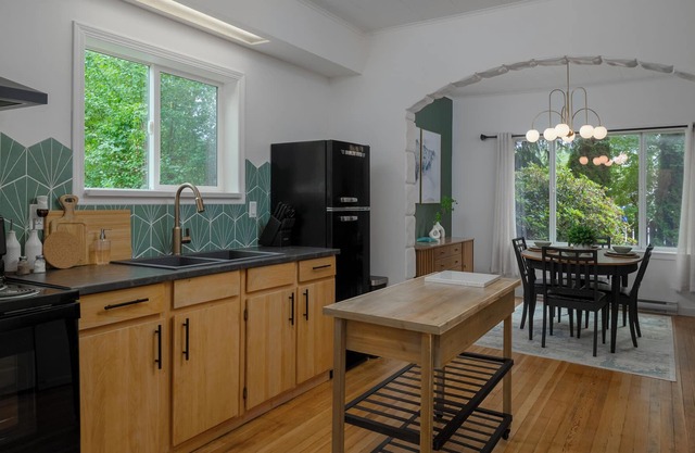 Alberni Coast Retreat- 3Bedroom Full House Close to Amenities