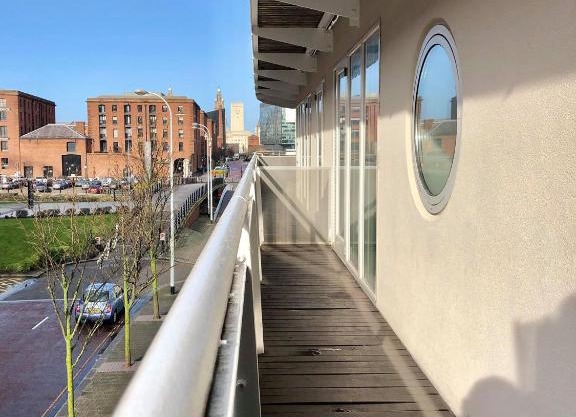 *Albert Dock* LOCATION* 5 Min Walk Into Central Liverpool *