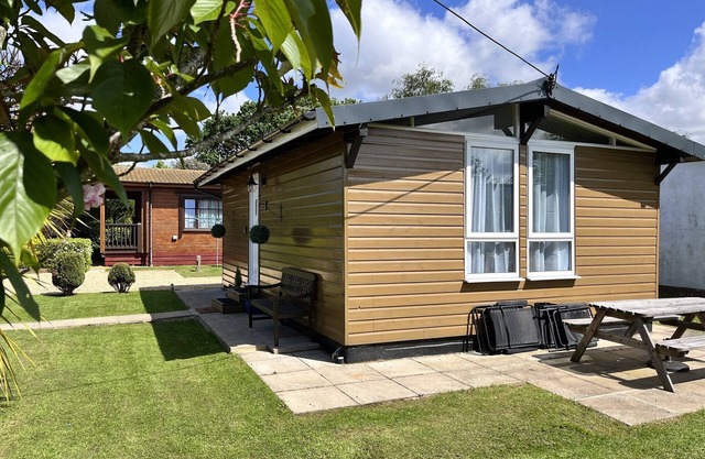 Alberta Lodge, Cedar Springs, Heacham. Just a few minutes walk to the beach.
