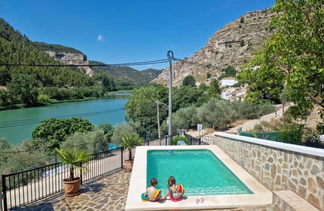 ALCALA DEL JUCAR, Casa rural Rio Tranquilo 1 -Piscina privada-