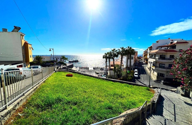 ALCAMAR 3 BEDROOM APARTMENT CLOSE TO THE SEA!