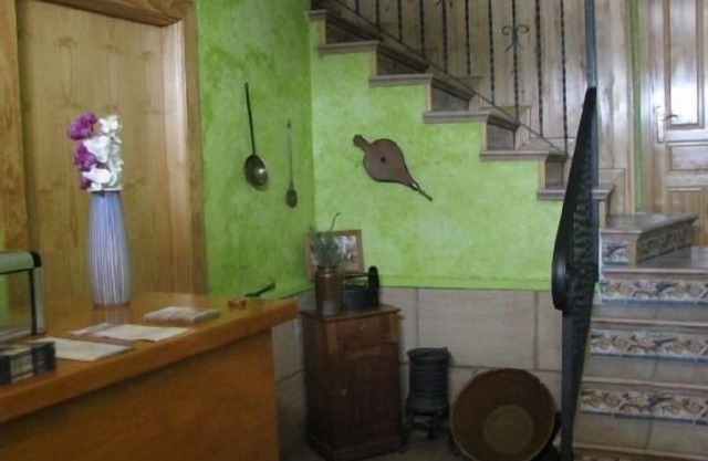 Alcanadre apartment 4 people, ideal families. Pets Allowed