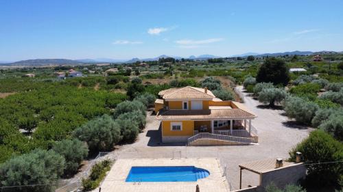 Aldora Rural Casa con piscina