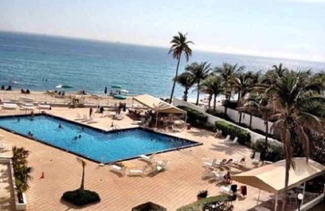 Alexander Towers - Beach front views ! 30 day rentals