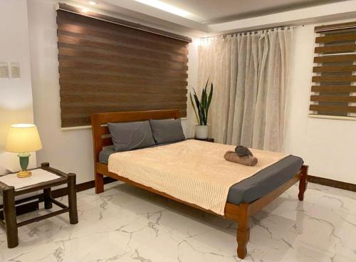 Alfonso HideAway
