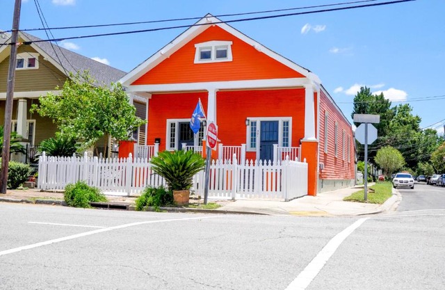 Algiers Point Ferry Courtyard Covered Patio