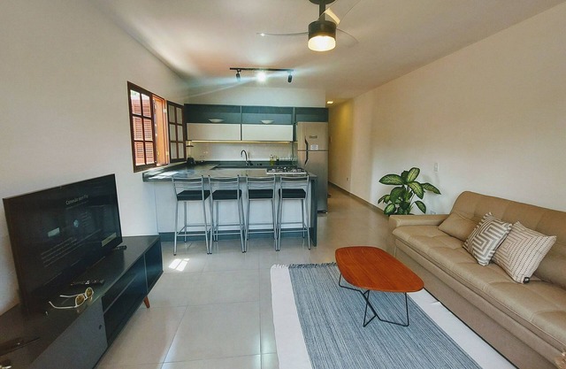 Algodão – Cosy Flat, Pool, 50m from the Beach, Private Barbecue, AC, Wi-Fi, Netflix, Garage