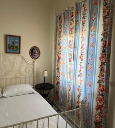 Aliki's Apartments