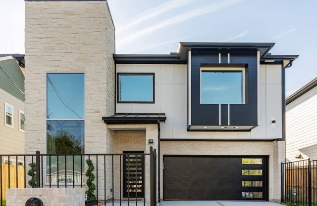 Alim Pad 3: Brand New Modern house near downtown