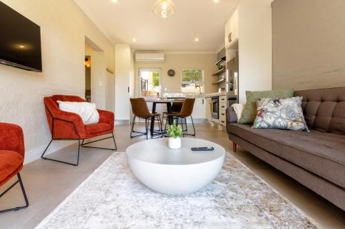 Alimama Spaces The Manson's Cote de Val