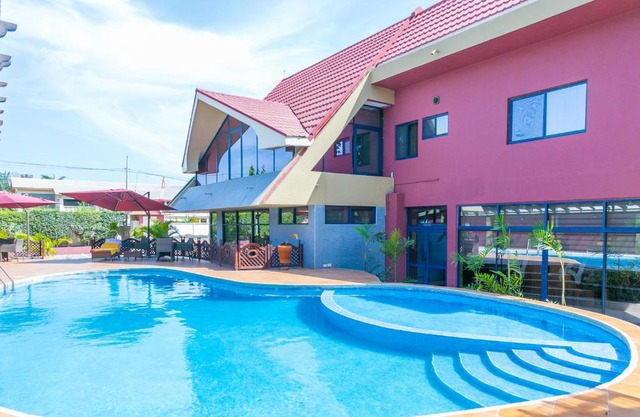 Alisa Hotel Labone