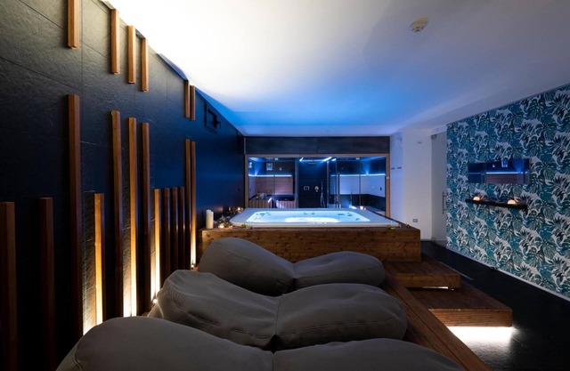Alkamuri Posh Hotel Spa 108 Suite Superior