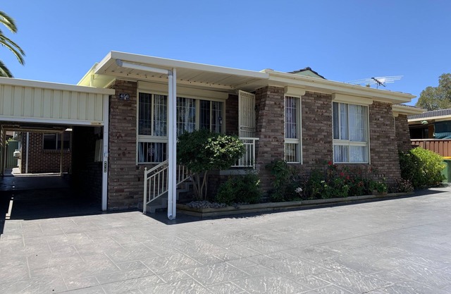 All in 3 Bedrooms,sliding gate, Fairfield West