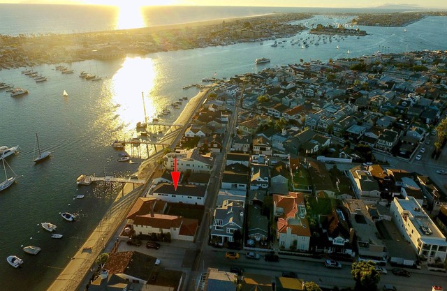 Alluring Balboa Island Bayfront Beach House