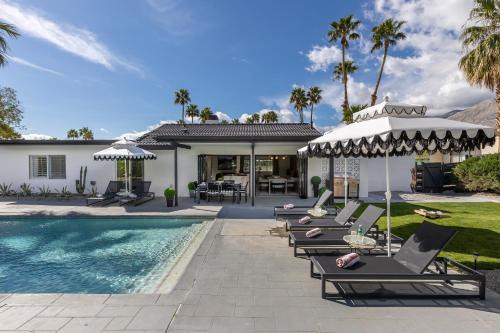 Alluring Palms by ACME House Company