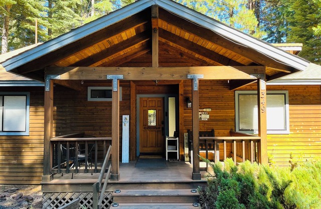 Almanor Oasis with Golf Course View