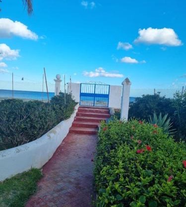 Almina plage