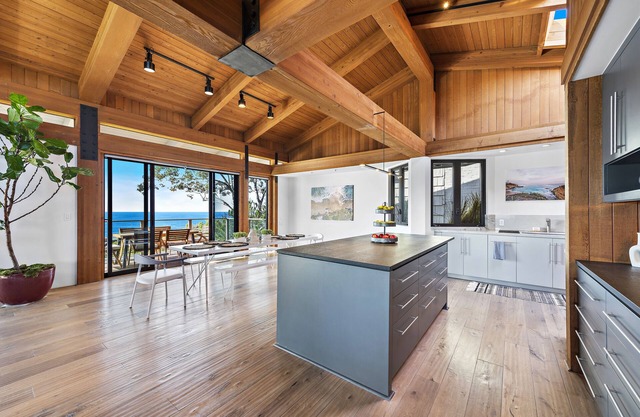 Almost Oceanfront Victoria Beach All Ocean View Home