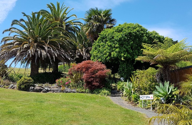 Aloha Seaview Resort Motel