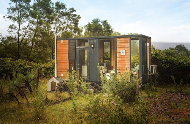 Alpaca Tiny House with Vineyard Lakeside by Tiny Away