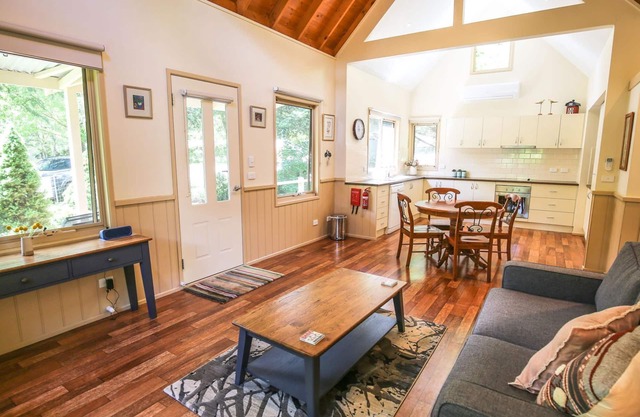 ALPINE ARNICA COTTAGE 1: Harrietville