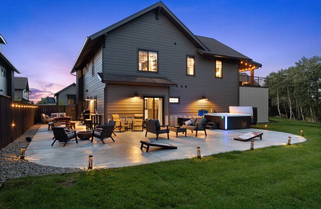 Alpine Basecamp 69 Alpine Basin Loop