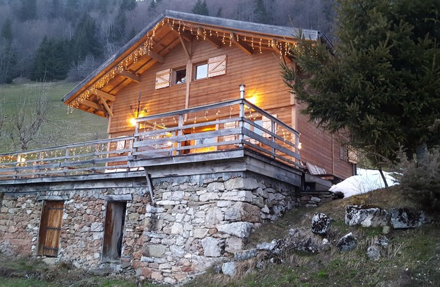 Alpine chalet 10 km from La Clusaz and Le Grand Bornand