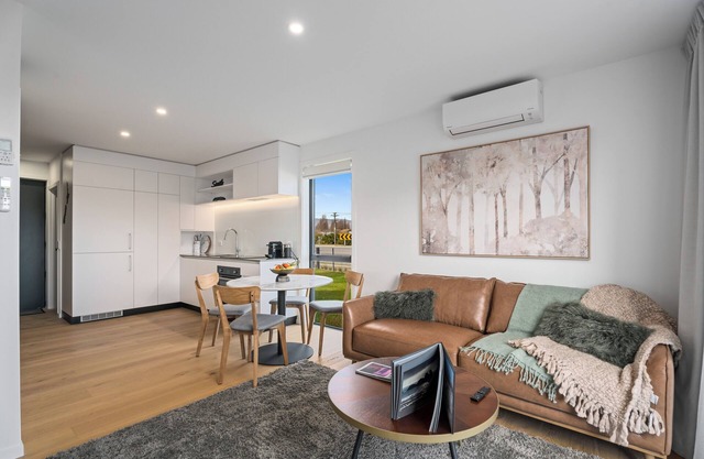 Alpine Grandview Luxury Townhouse - Explore Wanaka