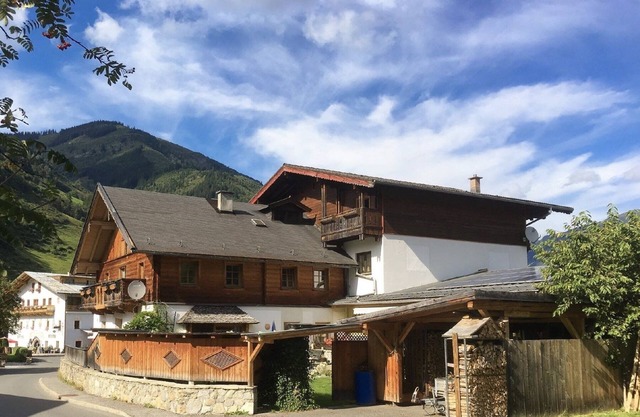 Alpine Haven #HoheTauernNationalPark #Chalet #Rauris #Gastein #ZellamSee 🏔🥨🎿🇦🇹❤️👨👩👦👦