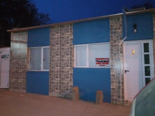 alquiler por día en general Acha