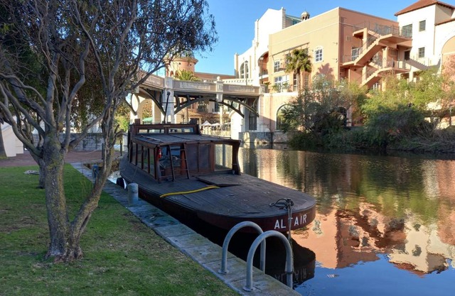 ALTAIR . Wooden Boat .