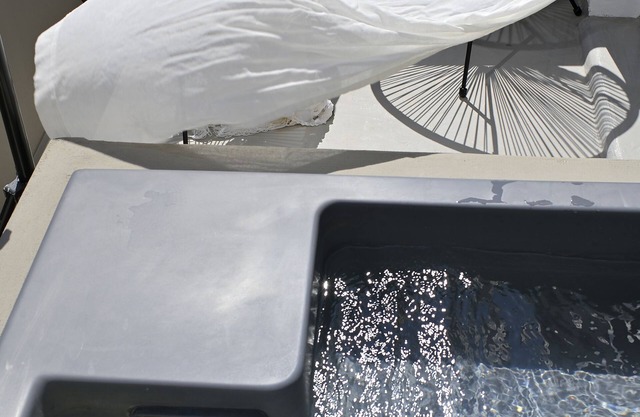 Altura 1st Floor Apartment by K&K