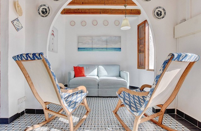 Alvaro Oliver House at only 100 meters away from the beach