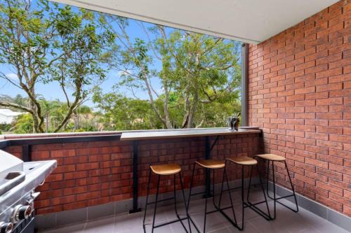 Amanda Court 8 fantastic unit so close to the beach