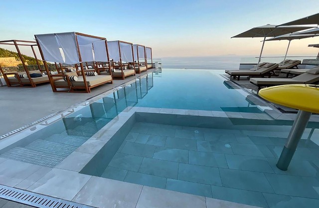 Amare Hotel