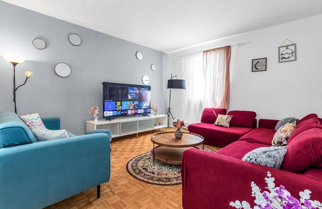 Amazing 2-Bedroom Downtown Montreal