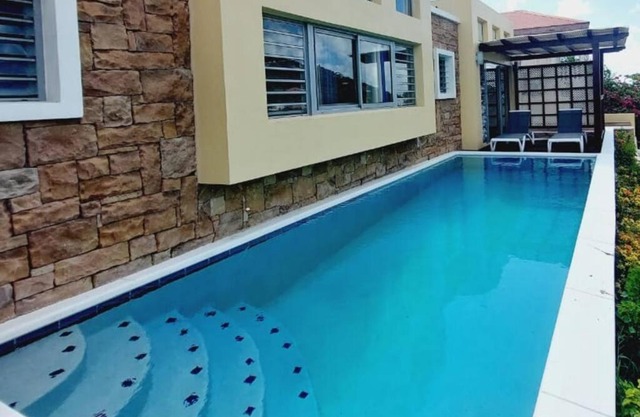 Amazing 2-bedroom vacation home with pool