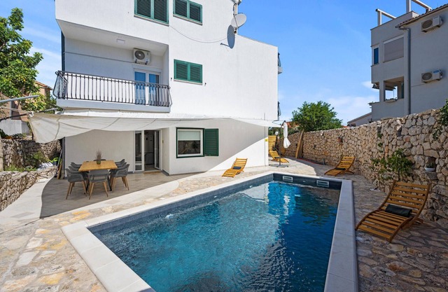 Holiday Murter Ort Persons Bedrooms 