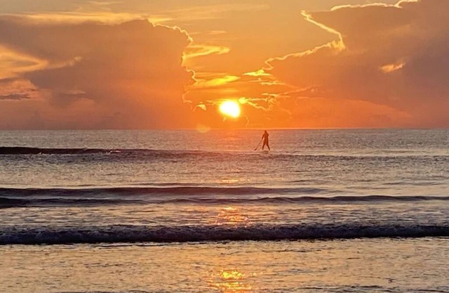 AMAZING BEACH HOUSE IN DAYTONA SHORES SOUTH AREA