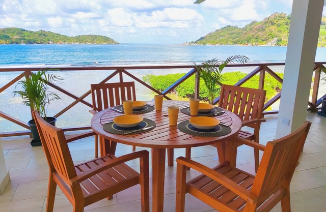 Amazing beach villa with access to the carribbean sea