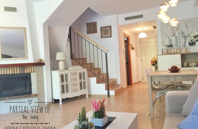 Amazing brand new villa/Walk2Beach/Pool/Private Yard/Wifi/See all pics!