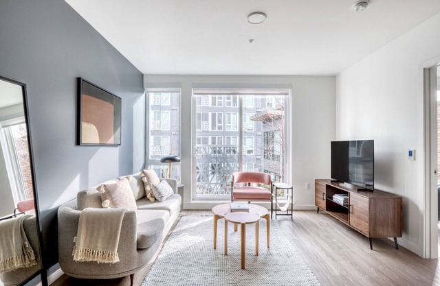 Amazing Central District 1BR w/Gym & BBQ, nr downtown, by Blueground