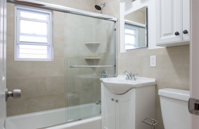 Amazing entire 1 bedroom apartment 10 minutes from Times Square
