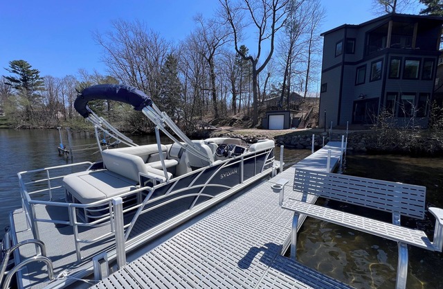 Amazing fall colors, modern lakefront home with fire pit, dock, optional pontoon
