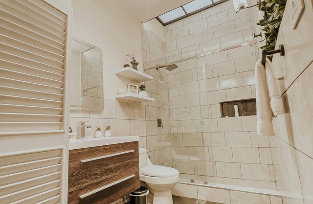 Amazing Historic Spanish House with AC, WIFI Cable and an amazing Courtyard.