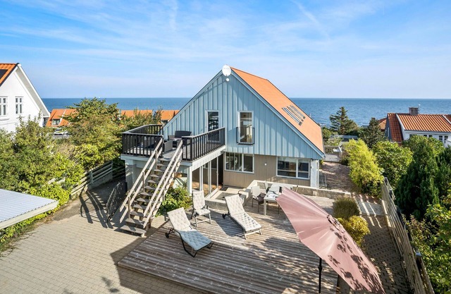 Amazing home in Allinge with WiFi
