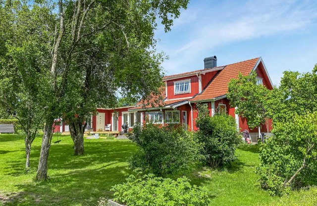 Amazing Home In Havstenshult With Sauna