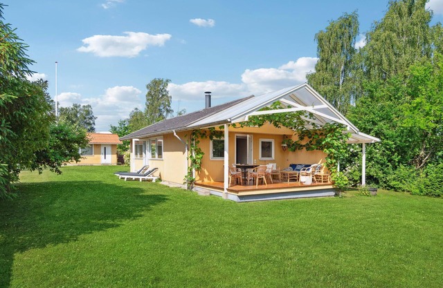 Amazing home in Vejby with kitchen